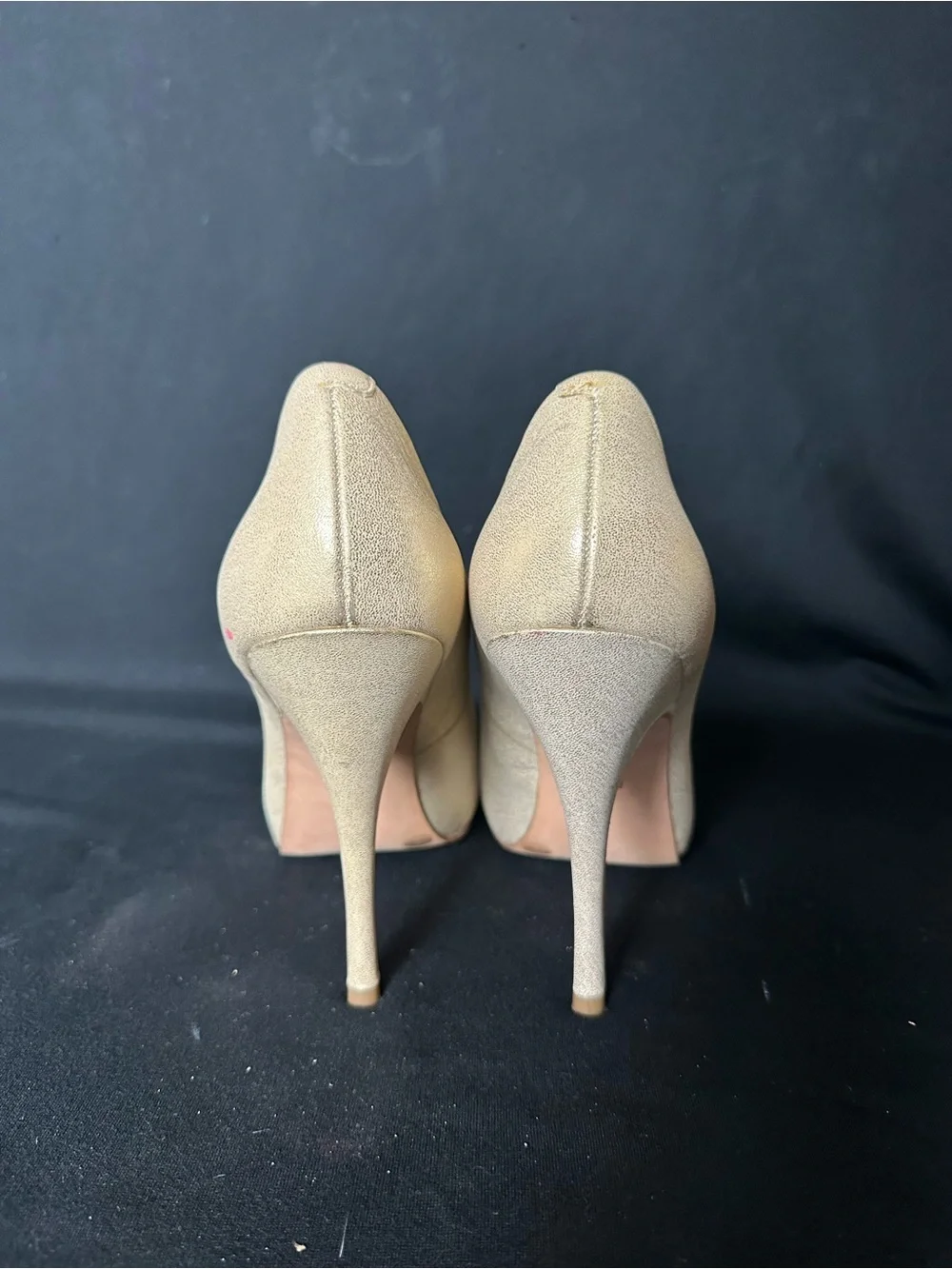 Vince Camuto Leather Platform Shimmery Champagne High Heel Pumps 8.5 shoes